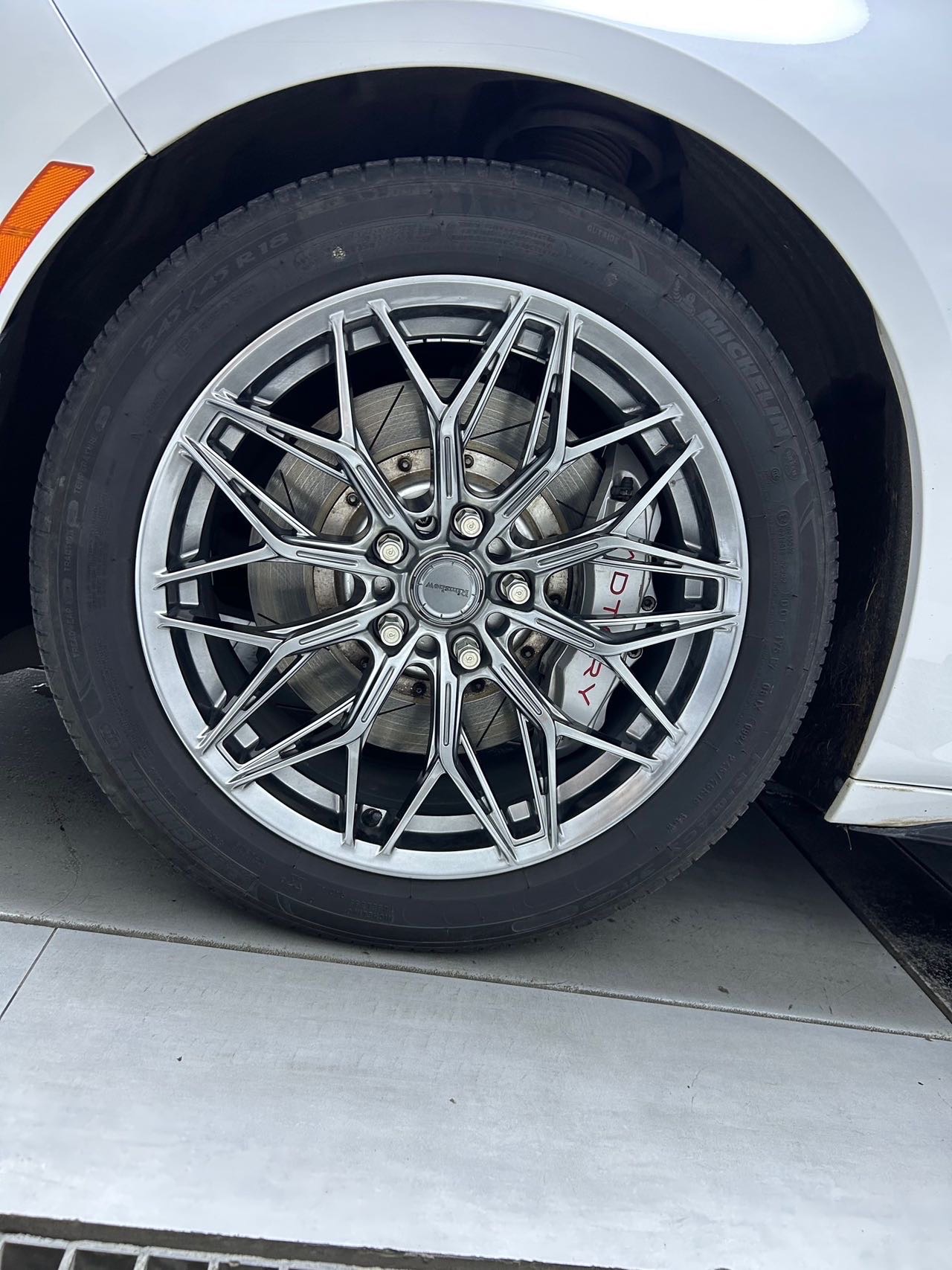 凯迪拉克CT5 敏胜刹车