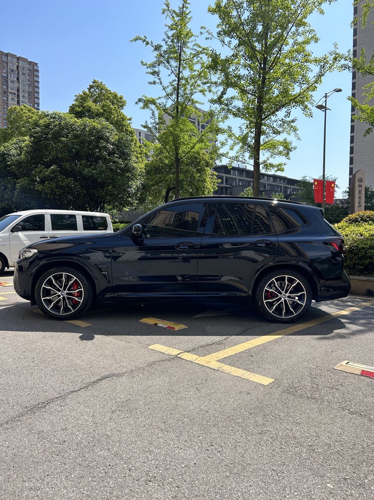 宝马X3 硬速刹车