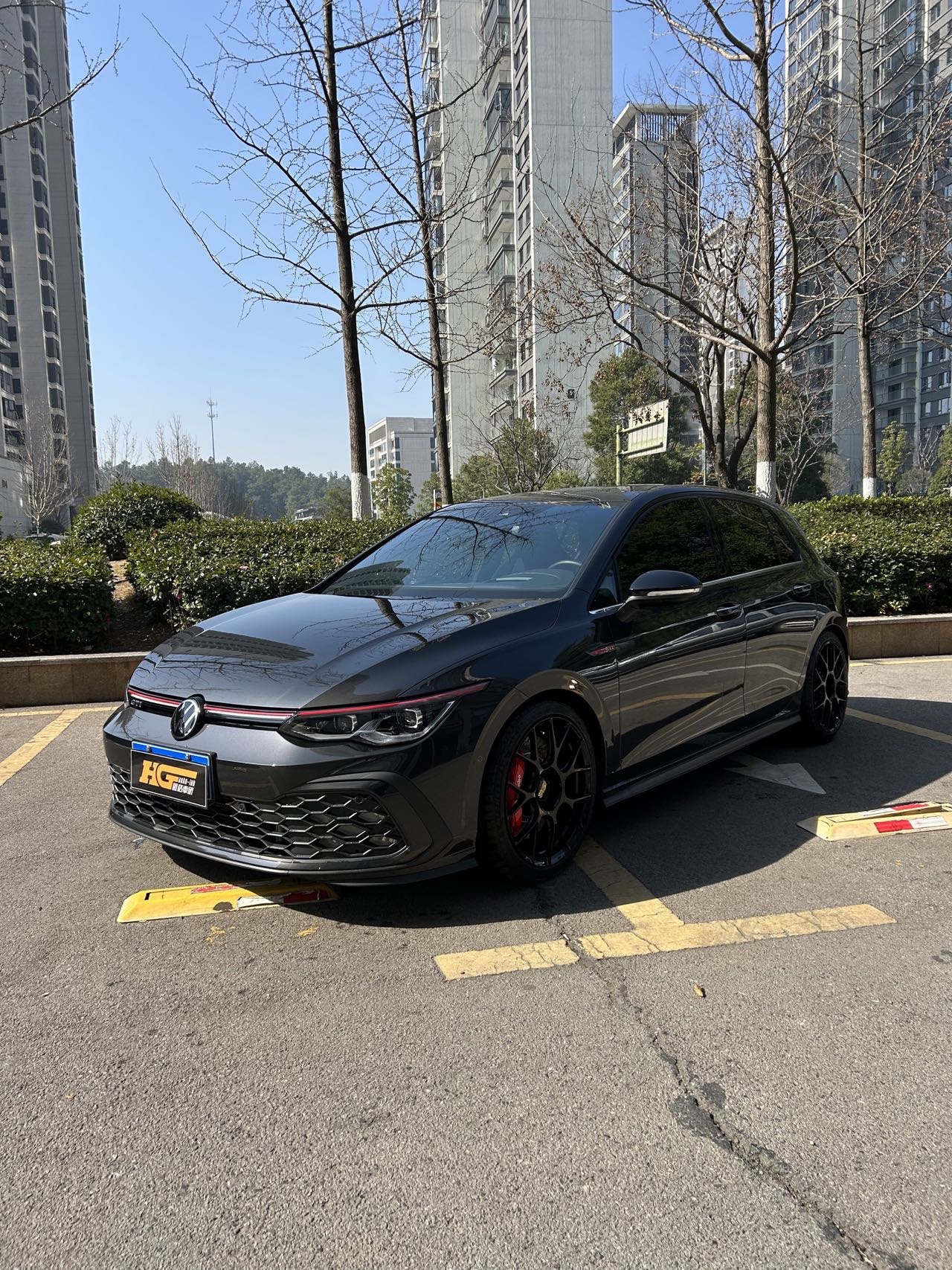 高尔夫 布雷博刹车