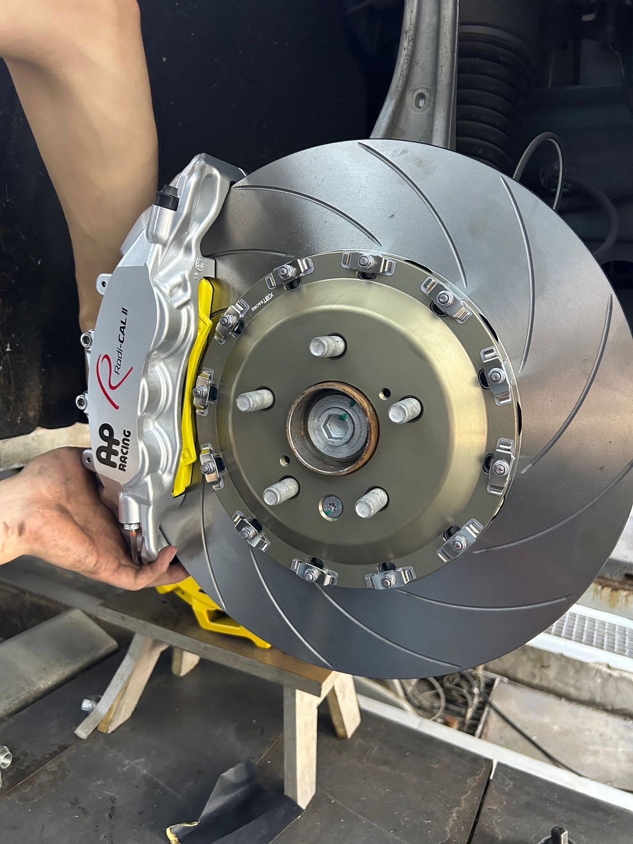 小米SU7 AP刹车
