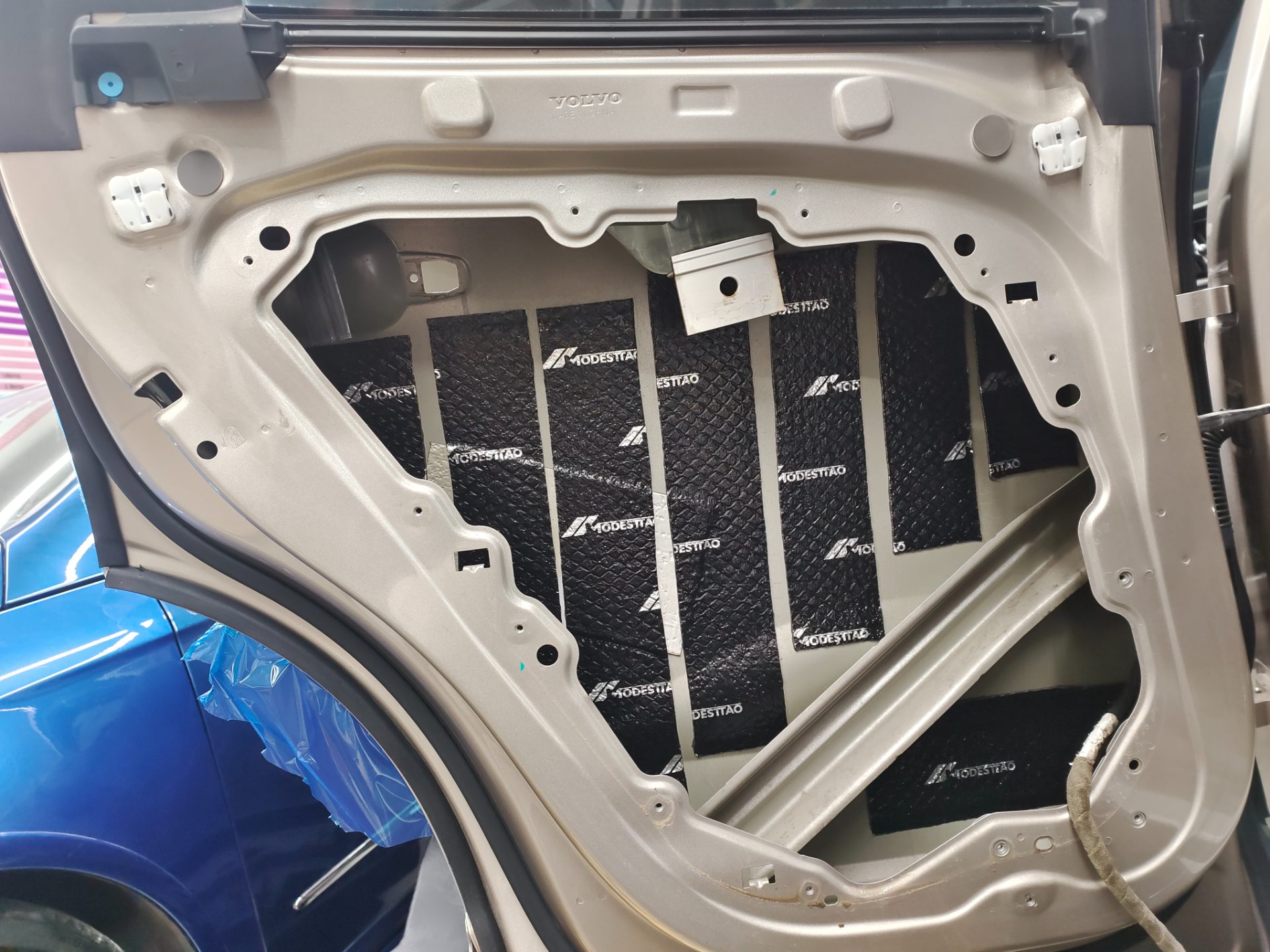 沃尔沃Xc60全车隔音